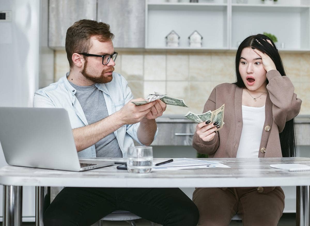 Is Buying a Website a Good Investment? Learn More!
