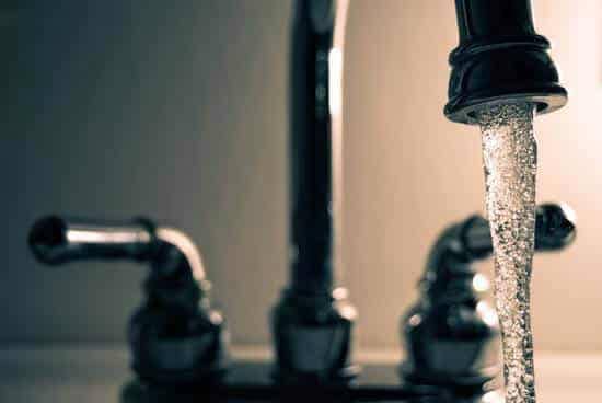 use low flow faucets to save money on utilities